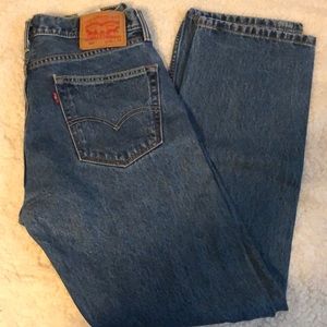 Mens Levi’s 505 33x32 Jeans